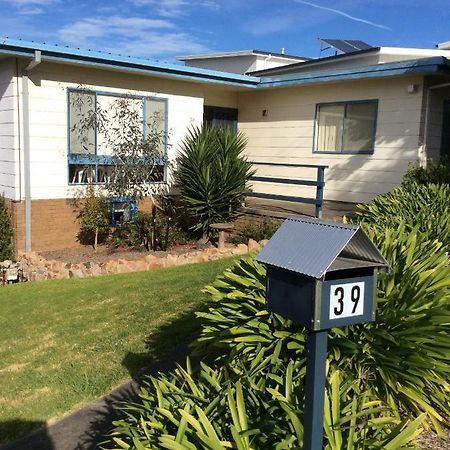 Lakes Entrance Views Villa Exterior foto